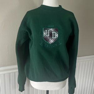 Vintage Lee University of Dayton Plaid Crest Embroidered Crewneck